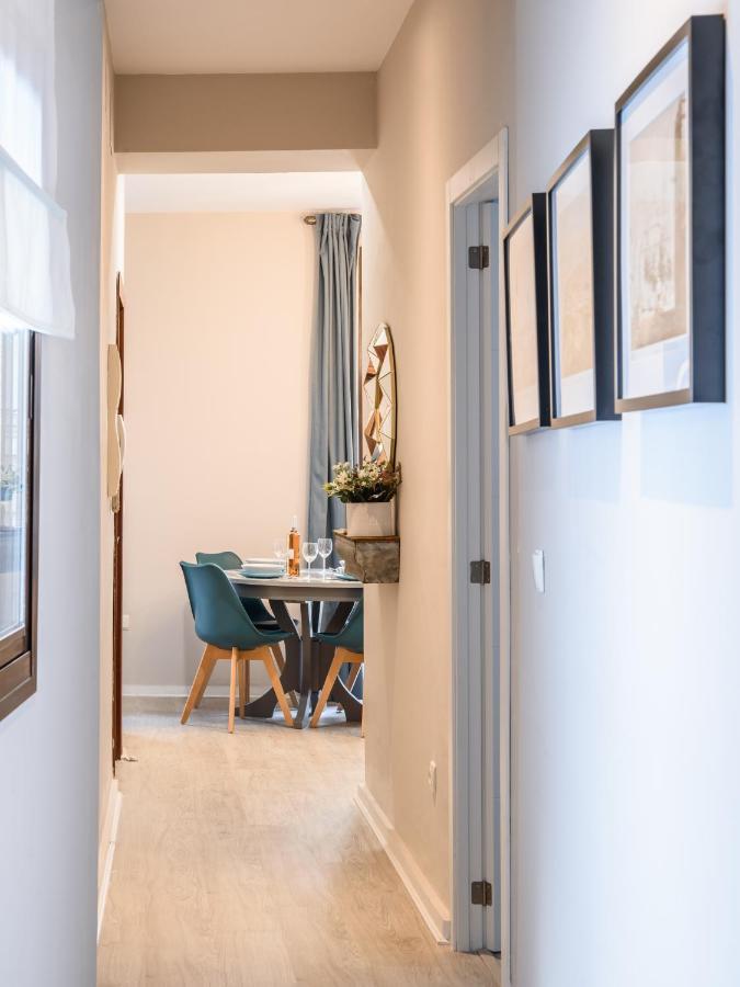 Apartamentos San Pedro Sevilla Bagian luar foto